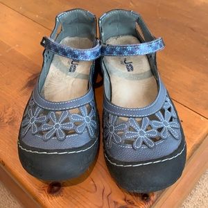 Jambu Wildflower Women’s 7.5M Outdoor Shoes